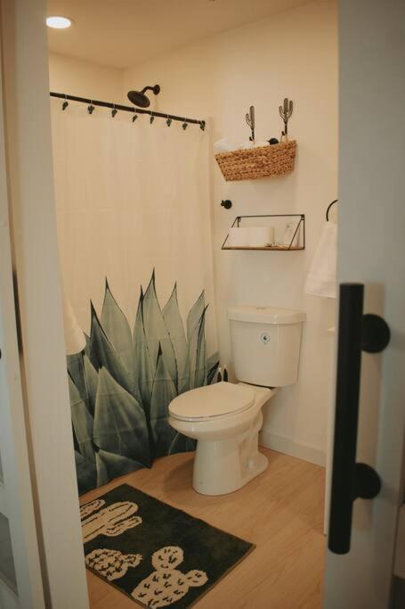 Agave Tiny House At Cactus Flower-Hot Tub-Pet Friendly-No Pet Fees! Альбукерке Екстер'єр фото